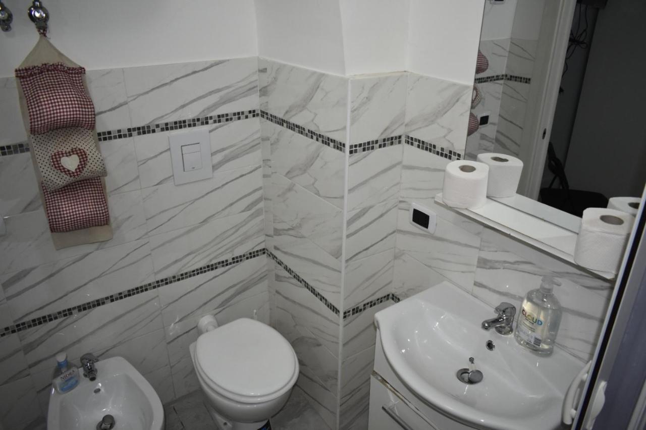 B&B Della Fortuna เนเปิลส์ ภายนอก รูปภาพ